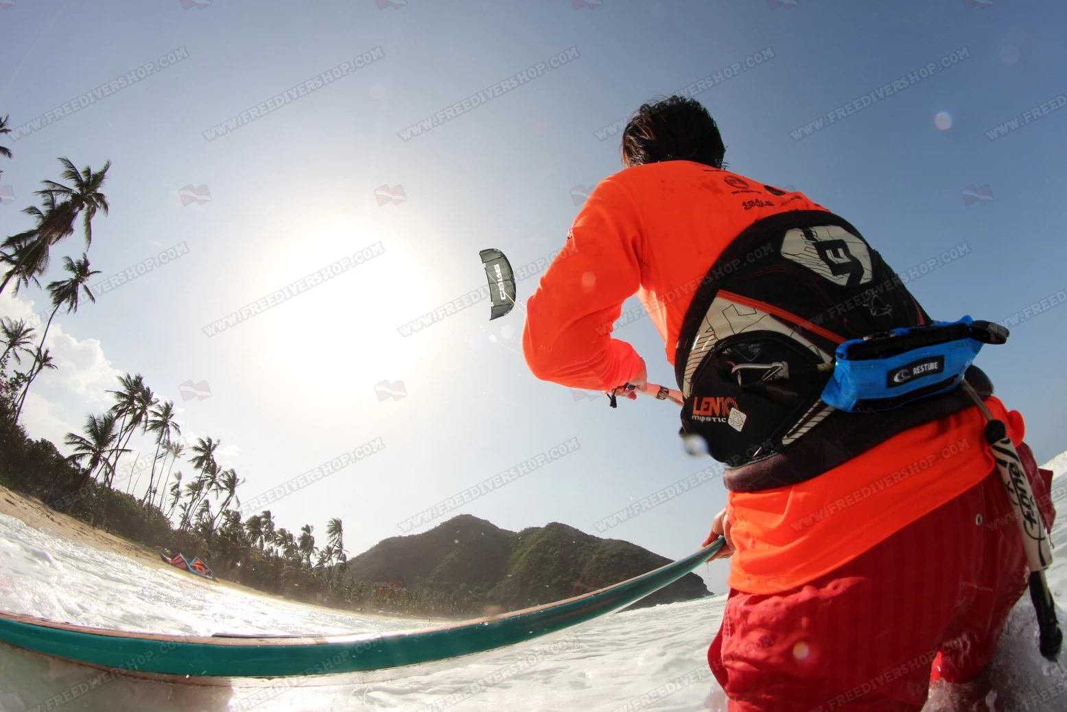 Restube Extreme - Self Inflating Safety Buoy 12 Restube Extreme - Self Inflating Safety Buoy - Image 10